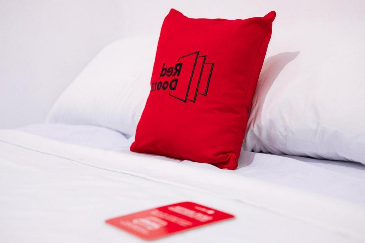 Reddoorz Near Mojokerto Train Station Hotell Exteriör bild